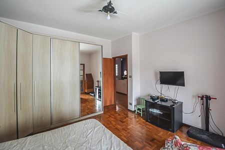 Casa à venda com 260m², 3 quartos e 2 vagas Casa à venda com 260m², 3 quartos e 2 vagasQuarto 1