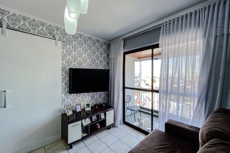 Apartamento para alugar com 80m², 2 quartos e 1 vagaSala