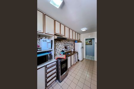 Apartamento para alugar com 80m², 2 quartos e 1 vagaCozinha