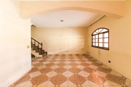 Casa para alugar com 152m², 4 quartos e 3 vagasSala