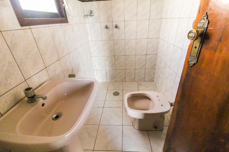 Casa para alugar com 152m², 4 quartos e 3 vagasBanheiro da Suíte