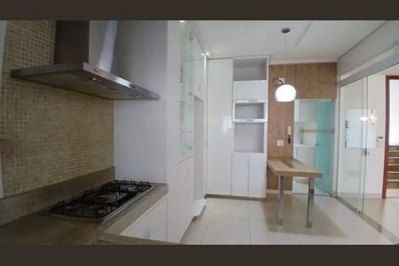 Casa para alugar com 3 quartos, 280m² em Tabajaras, Uberlândia