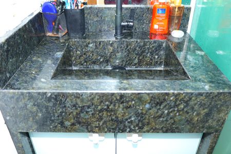 Casa para alugar com 90m², 3 quartos e 2 vagasBanheiro 2