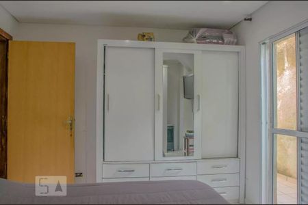 Casa para alugar com 317m², 3 quartos e 6 vagas Casa para alugar com 317m², 3 quartos e 6 vagasQuarto