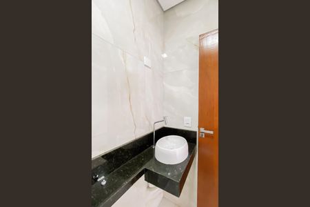 Casa à venda com 144m², 3 quartos e 1 vagaBanheiro da Suíte 1