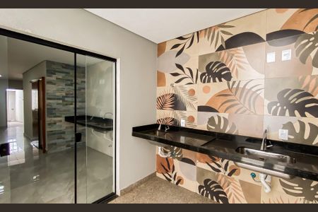 Casa à venda com 144m², 3 quartos e 1 vagaÁrea de Serviço