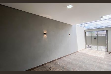 Casa à venda com 144m², 3 quartos e 1 vagaGaragem