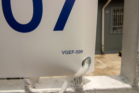 Casa à venda com 100m², 5 quartos e 5 vagasCod. Placa