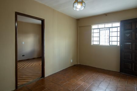 Sala de casa à venda com 5 quartos, 100m² em Vila Uniao (zona Leste), São Paulo