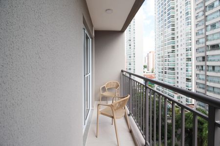 Varanda de kitnet/studio para alugar com 1 quarto, 31m² em Vila Olímpia, São Paulo