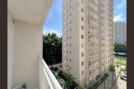 Apartamento para alugar com 38m², 2 quartos e sem vagaVaranda