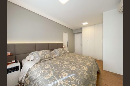 Apartamento à venda com 167m², 3 quartos e 3 vagasSuíte 1