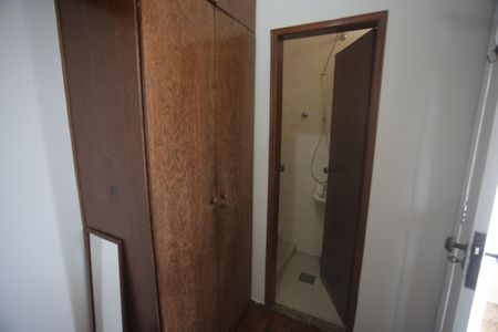 Apartamento à venda com 210m², 4 quartos e 2 vagasArea de serviço