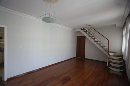 Apartamento à venda com 210m², 4 quartos e 2 vagasSala