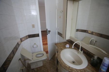 Apartamento à venda com 210m², 4 quartos e 2 vagasSuite