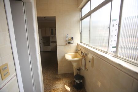 Apartamento à venda com 210m², 4 quartos e 2 vagasArea de serviço