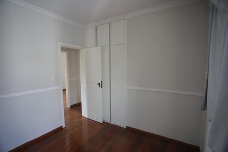 Apartamento à venda com 210m², 4 quartos e 2 vagasQuarto 3