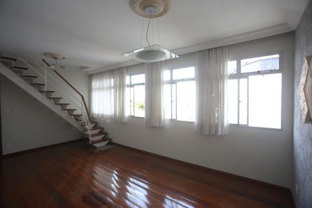 Sala de apartamento à venda com 4 quartos, 210m² em Coração Eucarístico, Belo Horizonte