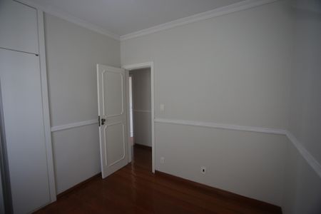 Apartamento à venda com 210m², 4 quartos e 2 vagasQuarto