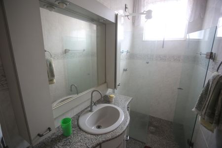 Apartamento à venda com 210m², 4 quartos e 2 vagasBanheiro