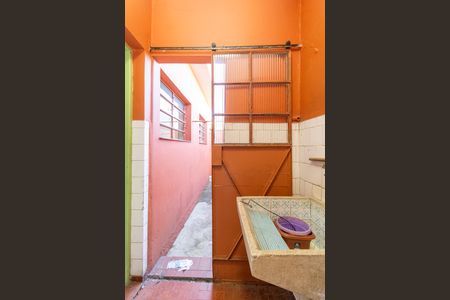 Casa à venda com 160m², 3 quartos e 2 vagas Casa à venda com 160m², 3 quartos e 2 vagasÁrea de Serviço