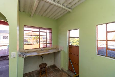 Casa à venda com 160m², 3 quartos e 2 vagas Casa à venda com 160m², 3 quartos e 2 vagasTerraço Gourmet