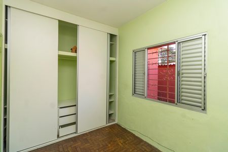 Casa à venda com 160m², 3 quartos e 2 vagas Casa à venda com 160m², 3 quartos e 2 vagasQuarto 1