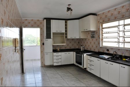 Casa à venda com 400m², 3 quartos e 2 vagas Casa à venda com 400m², 3 quartos e 2 vagasDetalhe - Cozinha