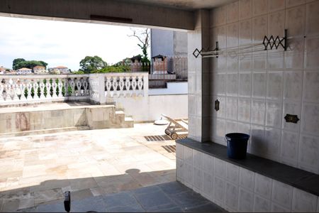 Casa à venda com 400m², 3 quartos e 2 vagas Casa à venda com 400m², 3 quartos e 2 vagasÁrea de Serviço