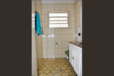 Casa à venda com 400m², 3 quartos e 2 vagas Casa à venda com 400m², 3 quartos e 2 vagasDetalhe - Lavabo