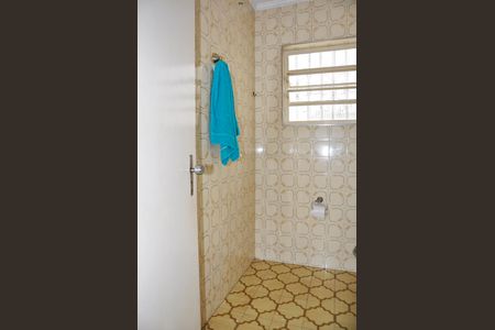 Casa à venda com 400m², 3 quartos e 2 vagas Casa à venda com 400m², 3 quartos e 2 vagasDetalhe - Lavabo