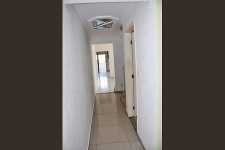 Casa à venda com 400m², 3 quartos e 2 vagas Casa à venda com 400m², 3 quartos e 2 vagasDetalhe - Corredor