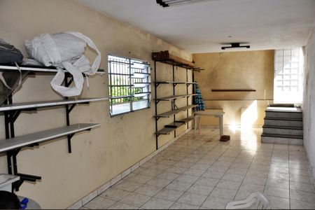 Casa à venda com 400m², 3 quartos e 2 vagas Casa à venda com 400m², 3 quartos e 2 vagasDepósito