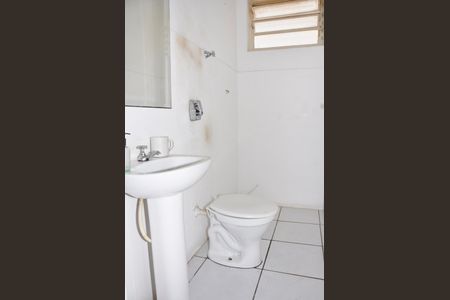 Casa à venda com 400m², 3 quartos e 2 vagas Casa à venda com 400m², 3 quartos e 2 vagasDetalhe - Edícola - Banheiro Social