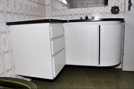 Casa à venda com 400m², 3 quartos e 2 vagas Casa à venda com 400m², 3 quartos e 2 vagasDetalhe - Banheiro Social