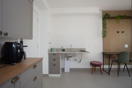 Studio para alugar com 27m², 1 quarto e sem vaga Studio para alugar com 27m², 1 quarto e sem vagaCozinha Americana