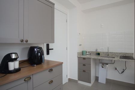 Studio para alugar com 27m², 1 quarto e sem vaga Studio para alugar com 27m², 1 quarto e sem vagaCozinha Americana