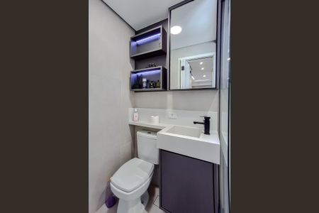 Apartamento para alugar com 54m², 2 quartos e 1 vaga Apartamento para alugar com 54m², 2 quartos e 1 vagaBanheiro