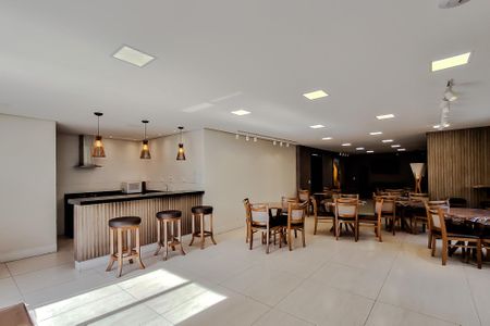 Apartamento para alugar com 54m², 2 quartos e 1 vaga Apartamento para alugar com 54m², 2 quartos e 1 vagaÁrea comum - Salão de festas