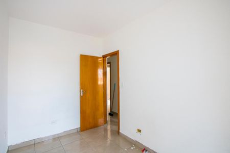 Quarto 1 de apartamento para alugar com 2 quartos, 45m² em Cidade São Jorge, Santo André