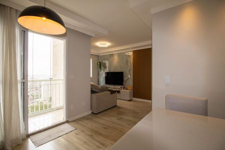 Apartamento à venda com 67m², 2 quartos e 1 vagaSala