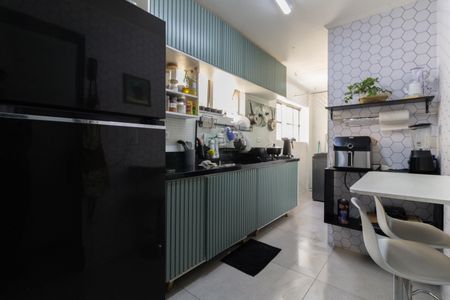 Apartamento à venda com 62m², 2 quartos e 1 vaga Apartamento à venda com 62m², 2 quartos e 1 vagaCozinha