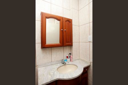 Apartamento para alugar com 65m², 2 quartos e sem vagaBanheiro