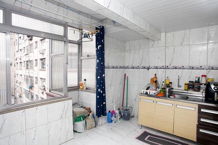 Apartamento para alugar com 65m², 2 quartos e sem vagaCozinha + Área de Serviço