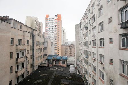 Apartamento para alugar com 65m², 2 quartos e sem vagaCozinha + Área de Serviço Vista