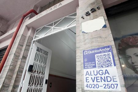 Apartamento para alugar com 65m², 2 quartos e sem vagaPlaquinha