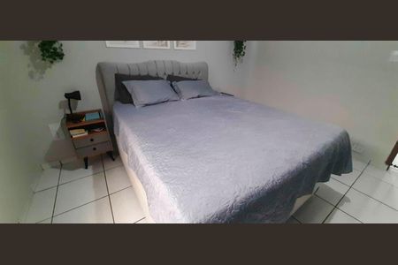 Casa à venda com 2 quartos, 200m² em Km 18, Osasco