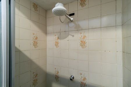 Casa à venda com 100m², 2 quartos e 1 vagaBanheiro