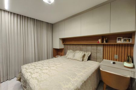 Casa à venda com 230m², 3 quartos e 2 vagasQuarto Suíte