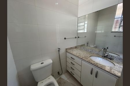 Casa para alugar com 130m², 3 quartos e 10 vagasBanheiro 2